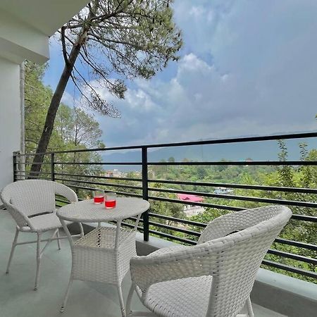 Апартаменты Host Jatin Kasauli Crest 7O1827O7O3 Экстерьер фото