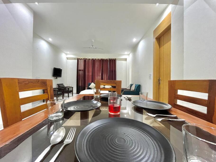 Апартаменты Host Jatin Kasauli Crest 7O1827O7O3 Экстерьер фото