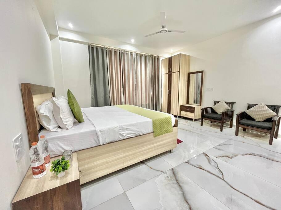 Апартаменты Host Jatin Kasauli Crest 7O1827O7O3 Экстерьер фото
